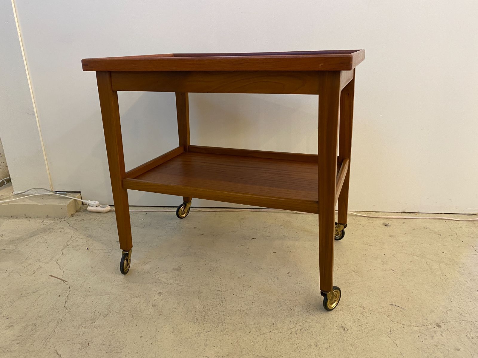 KOIZUMI vintage キャスター 木製ワゴン ミッドセンチュリー KOIZUMI