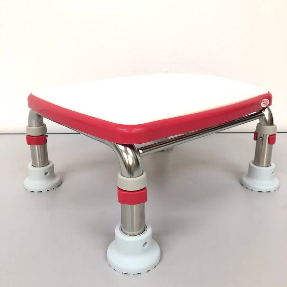 ss 8007 安寿 浴槽台 あしぴた ミニソフトタイプ 15-20 赤 ステンレス製 ソフトクッションタイプ アロン化成 高さ調節付 レッド 踏み台 浴槽内 イス いす 椅子 滑り止め付 介護用品 入浴介護 100 kgまで