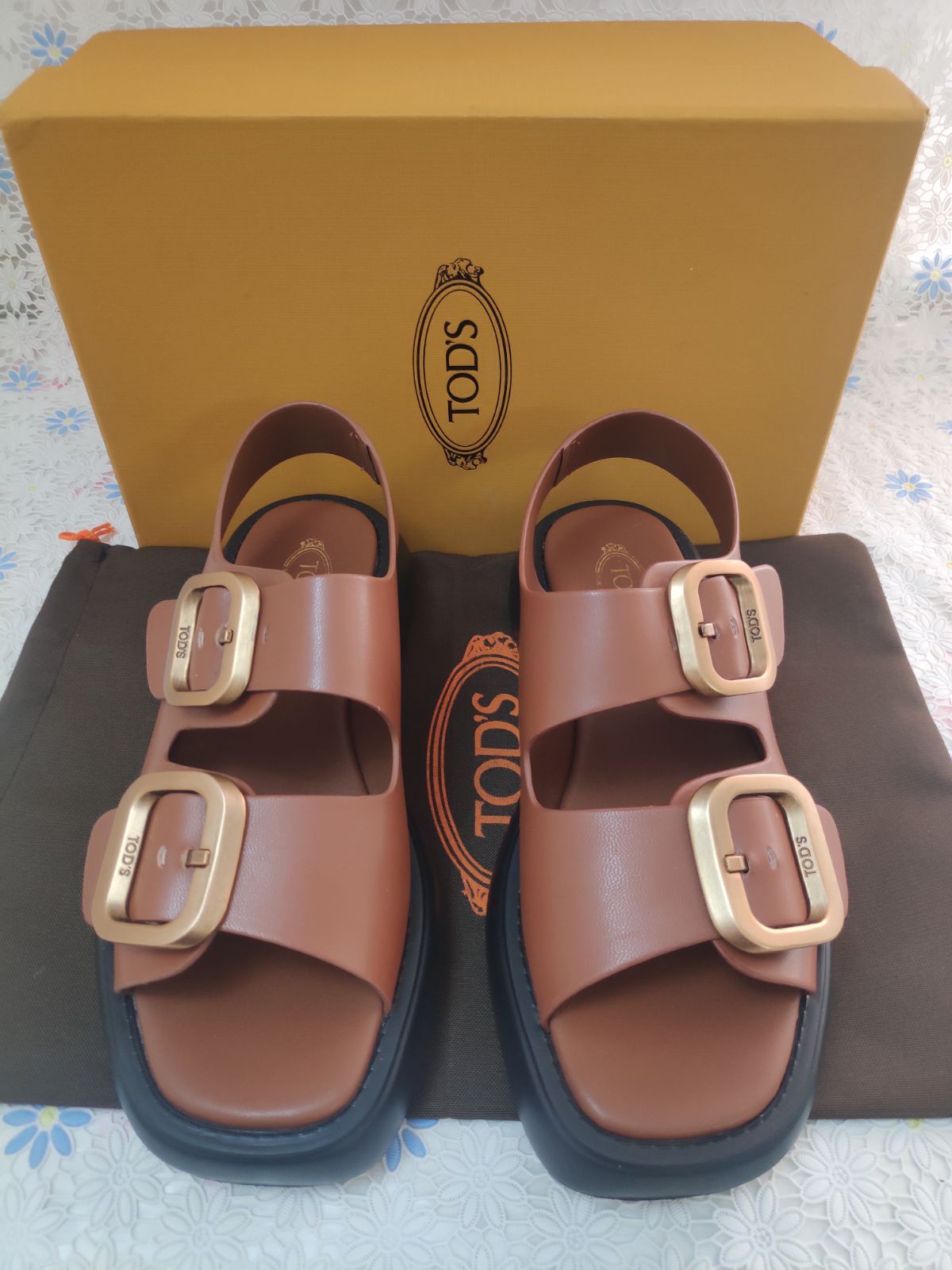 超人気✨TODS/トッズ サンダル ブラウン ダブルベルト ロゴ
