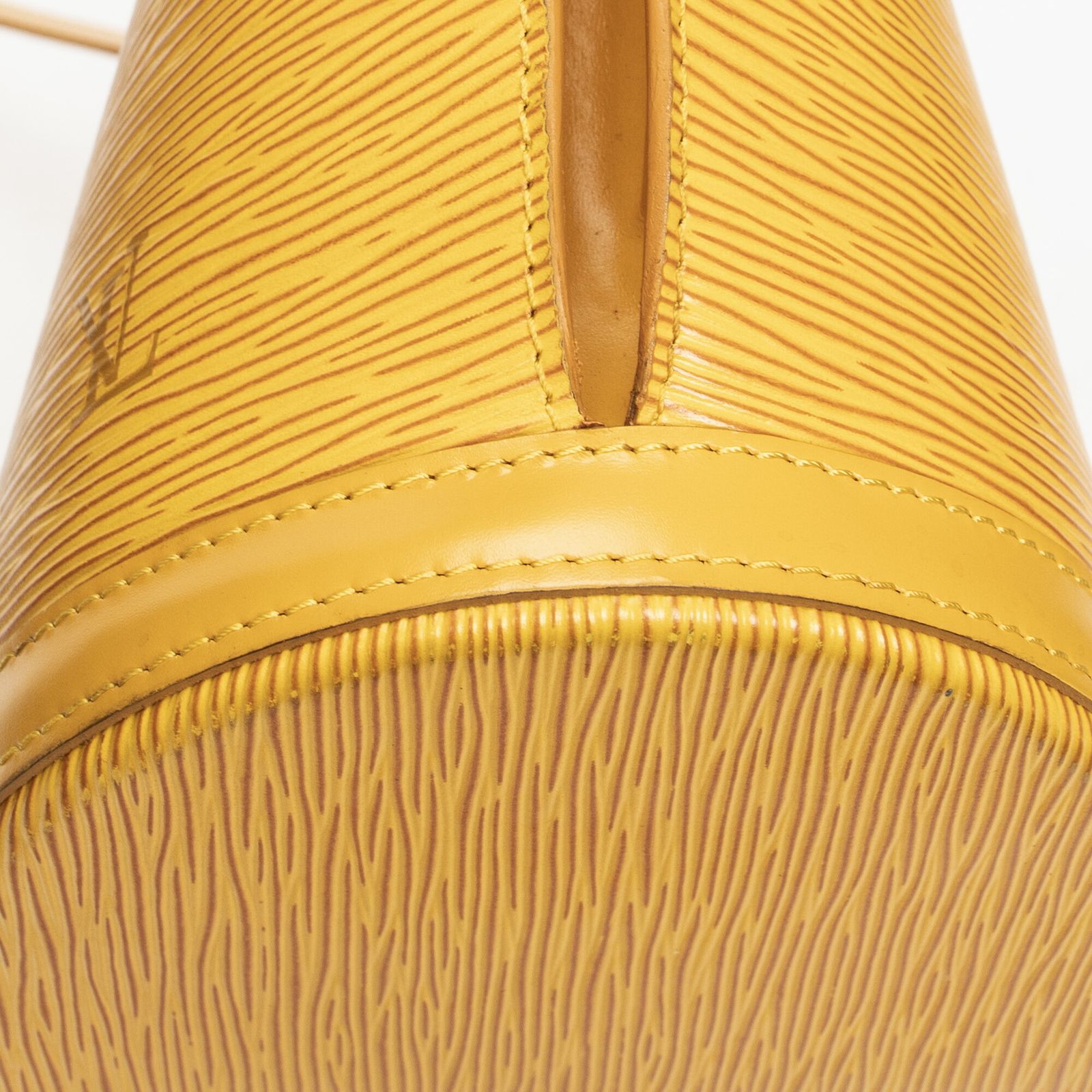 ルイヴィトンサンジャックのショッピング黄色エピA