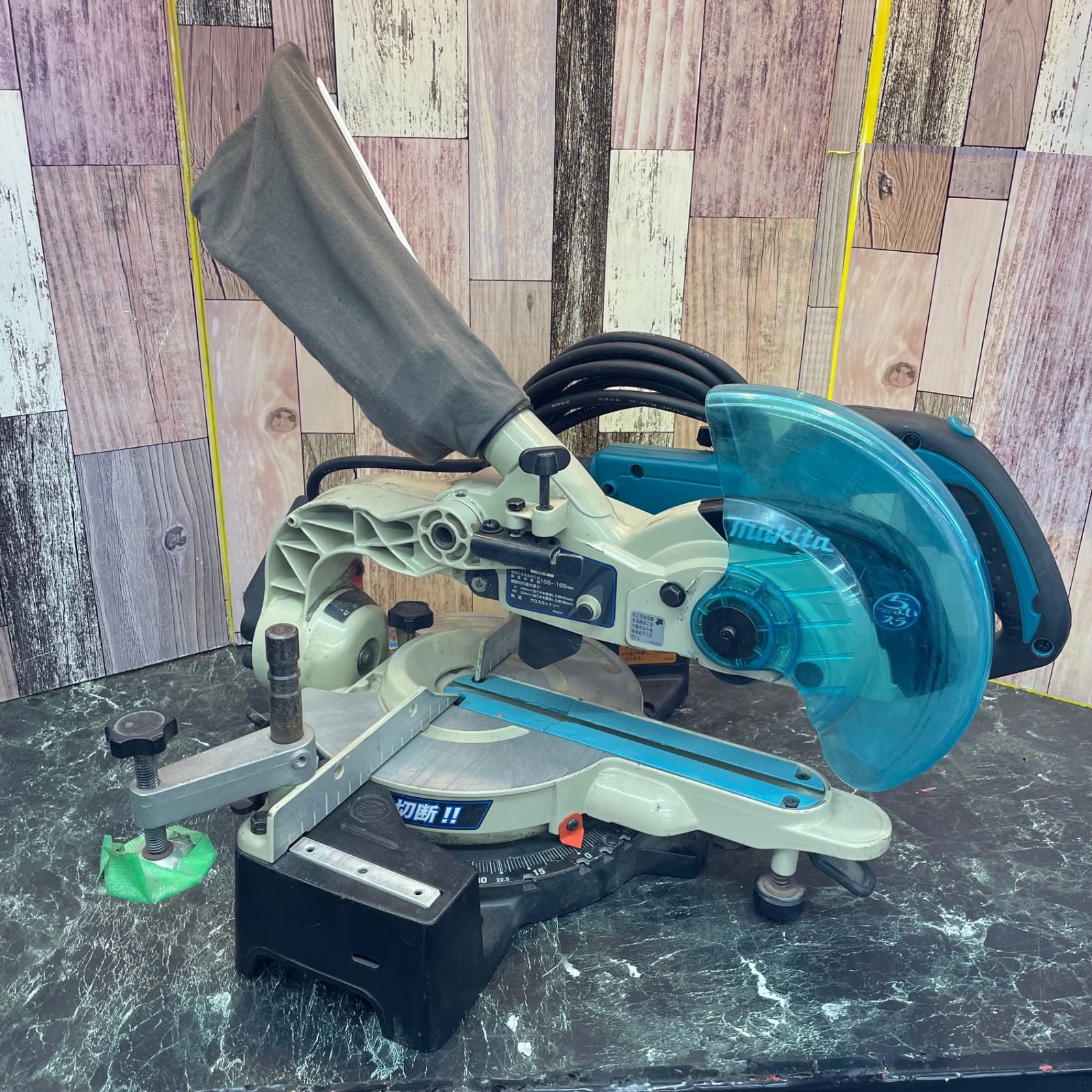 ☆makita マキタ 165mm スライド マルノコ LS0611FL レーザー ☆makita マキタ 165mm スライド マルノコ LS0611FL レーザー