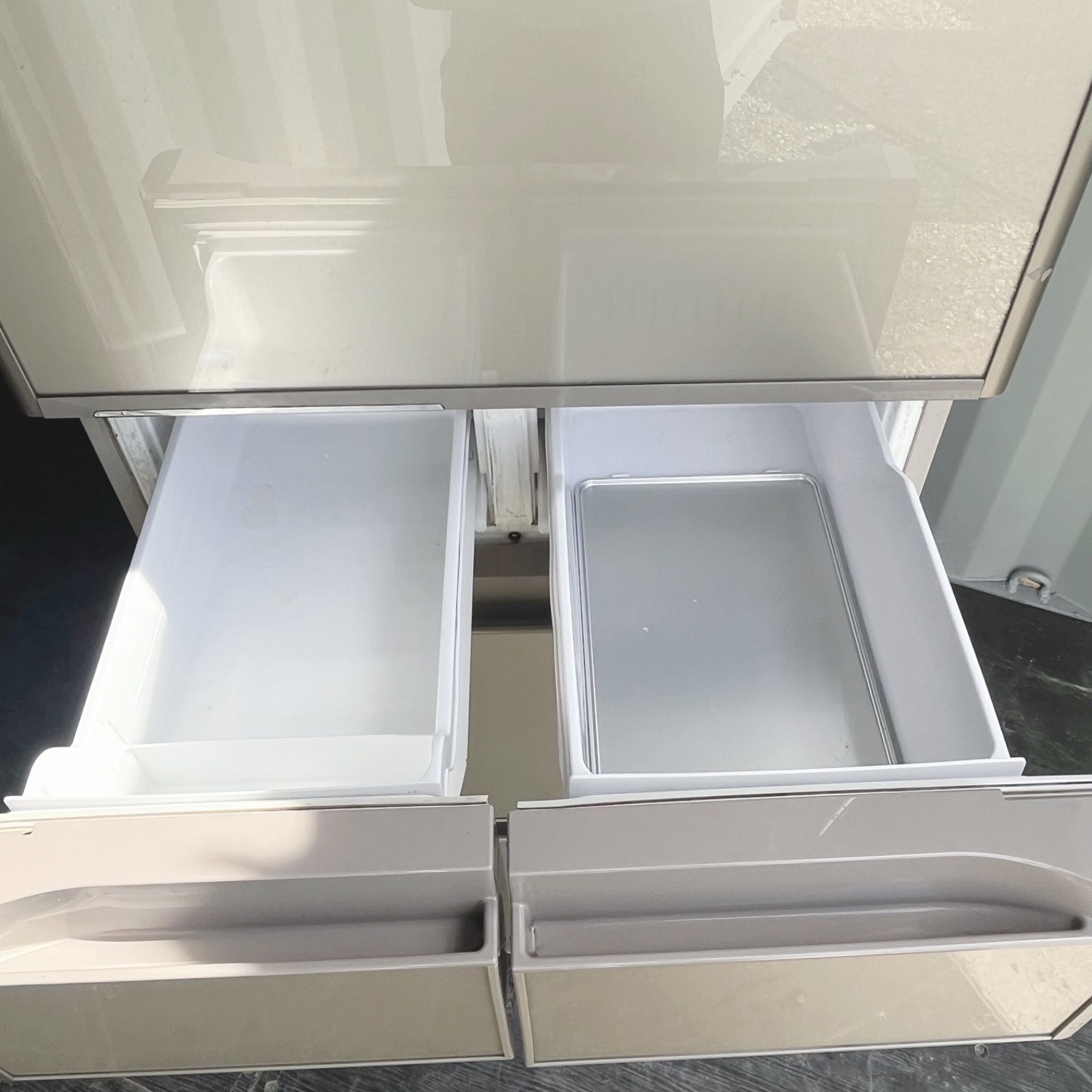 162取付無料！日立真空チルド搭載 シャンパンゴールド5ドア冷蔵庫！洗濯機 162取付無料！日立真空チルド搭載 シャンパンゴールド5ドア