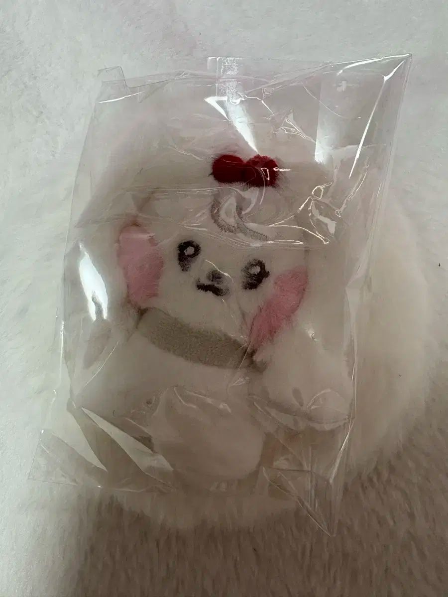 IVE ウォニョン minive チェリー cherry ぬいぐるみ ミニブ IVE