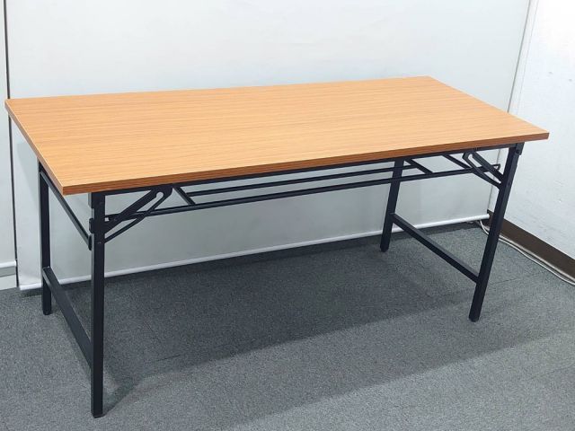 折り畳みテーブル