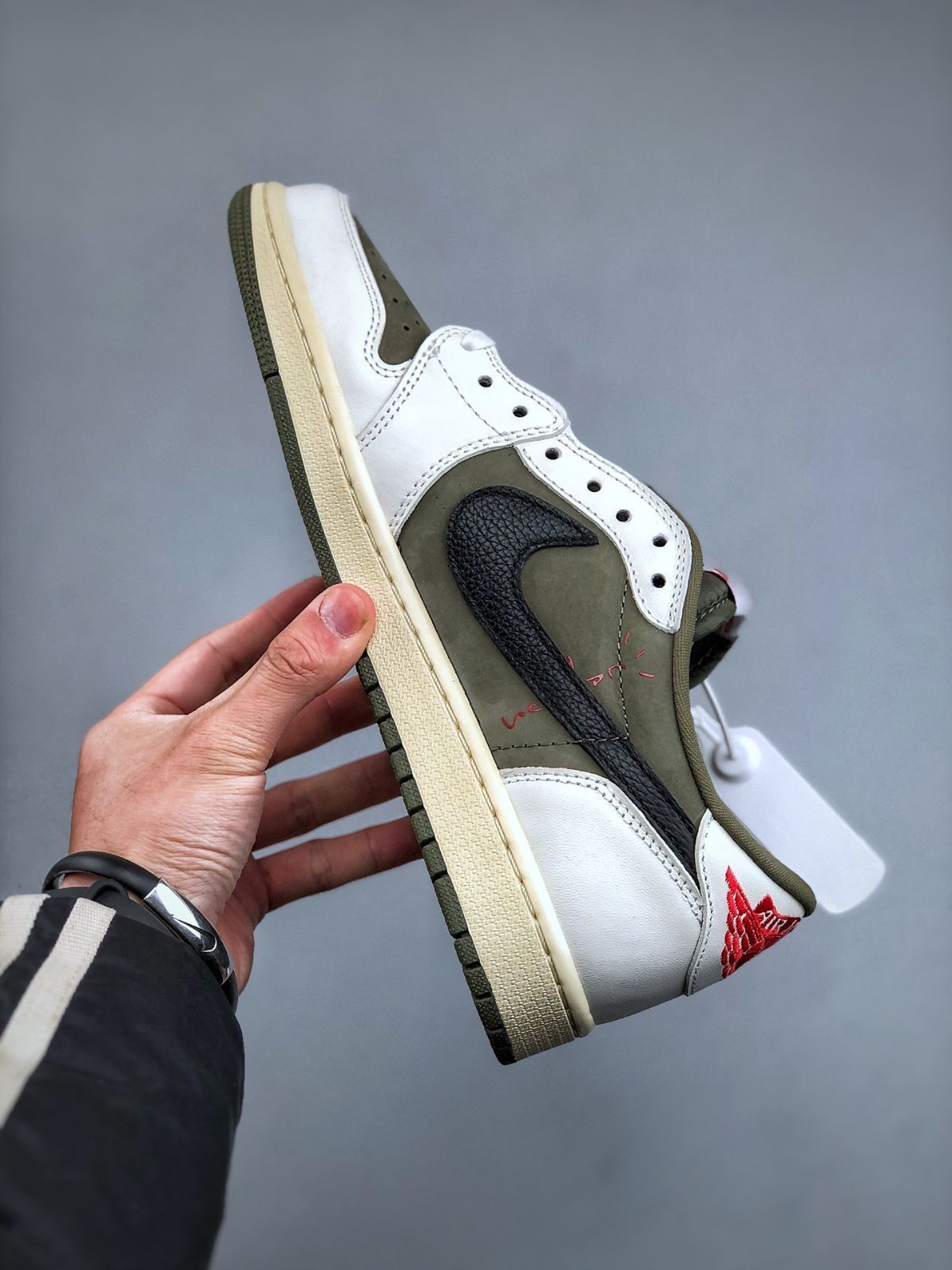 ナイキ スニーカー Travis Scott x Fragment x Air Jordan 1 Low 並行輸入品