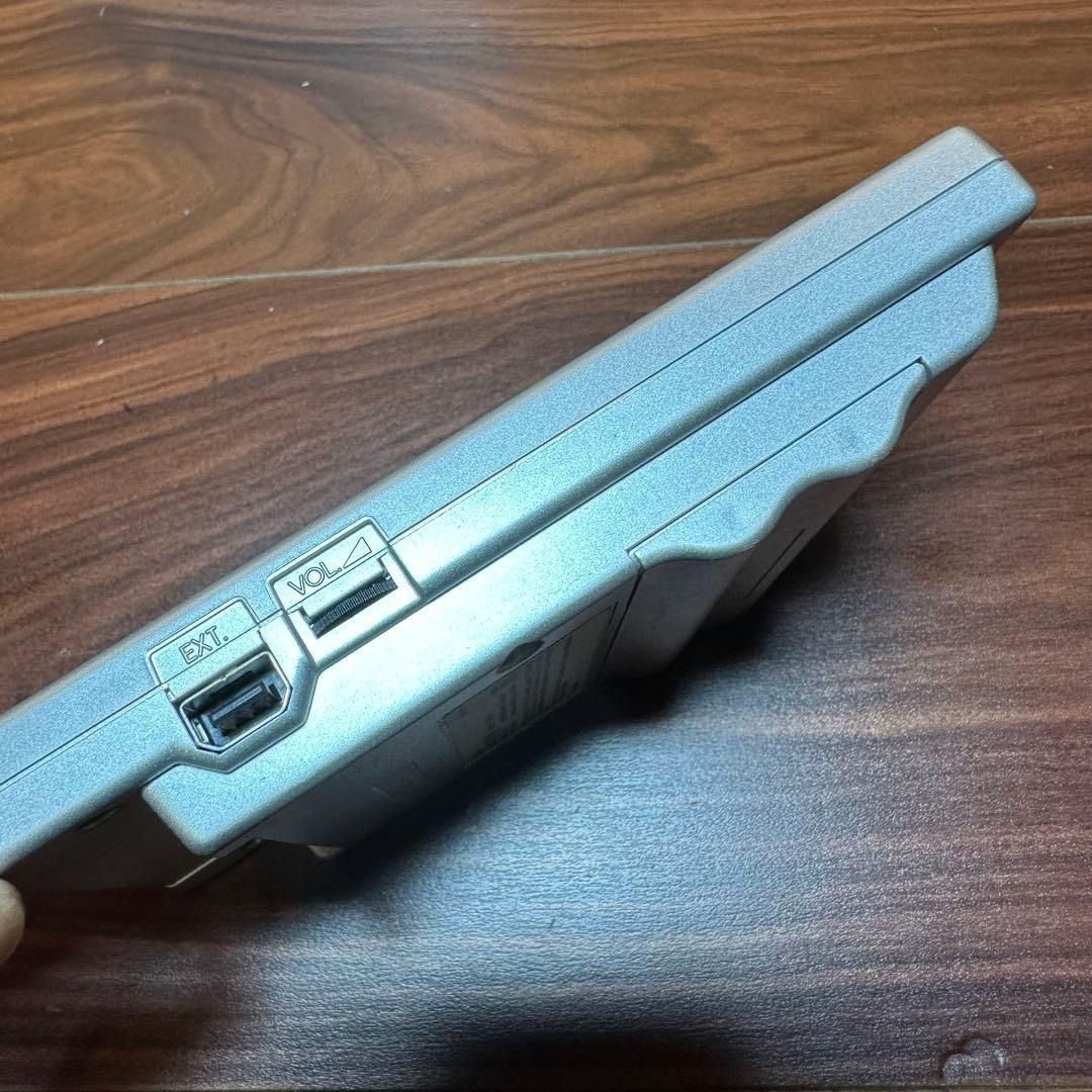 ゲームボーイライト シルバー