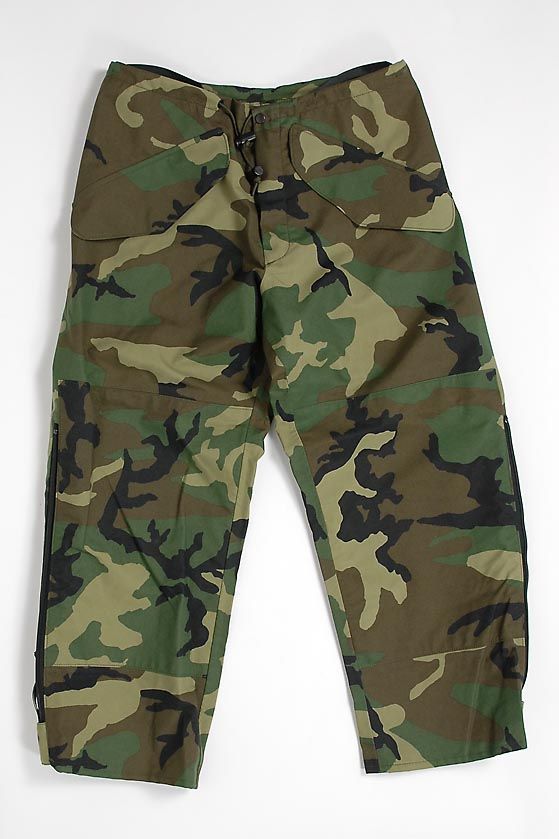 スモール特価】アメリカ軍 ウッドランドカモ GORE-TEX ECWCS オーバー