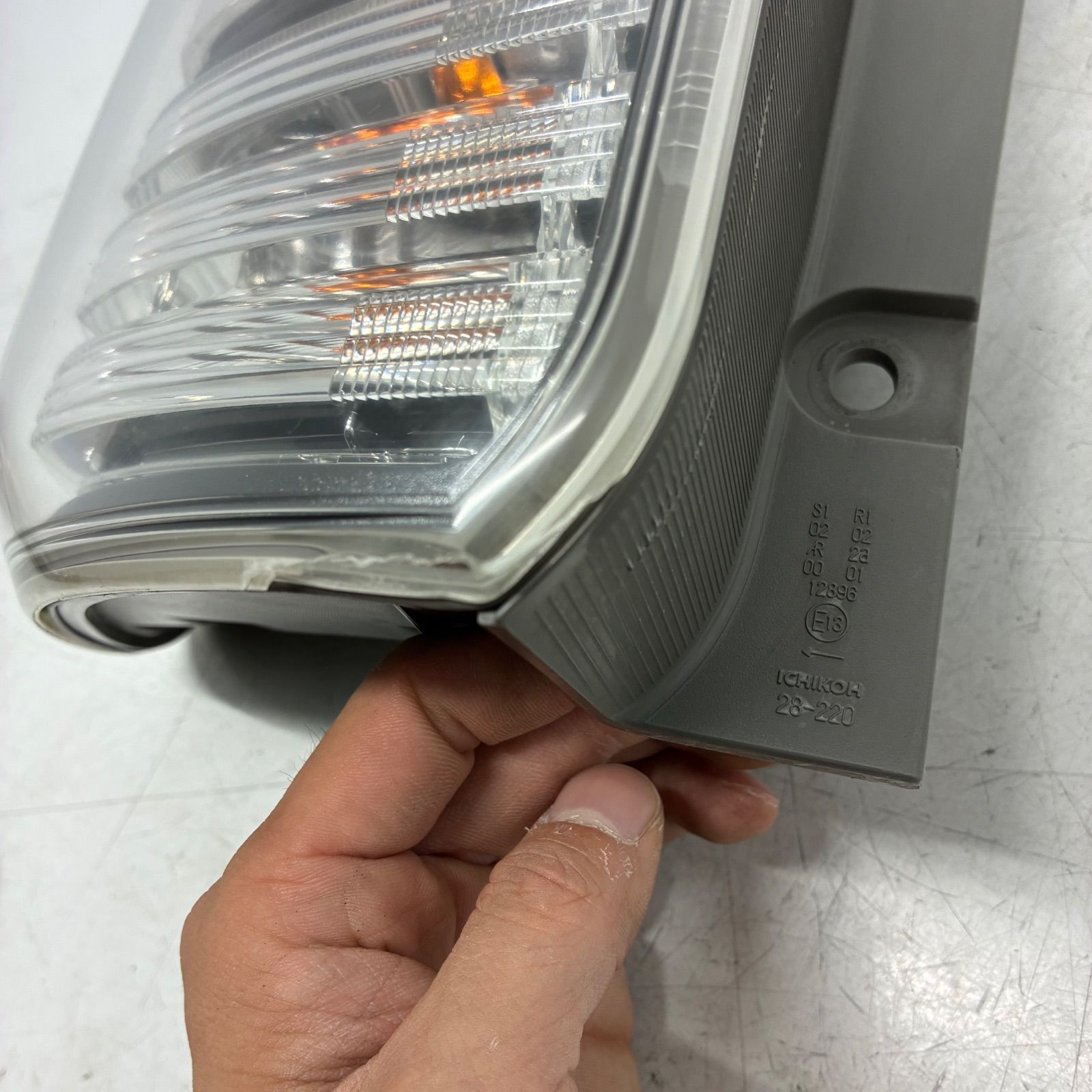 テールライト ランプ