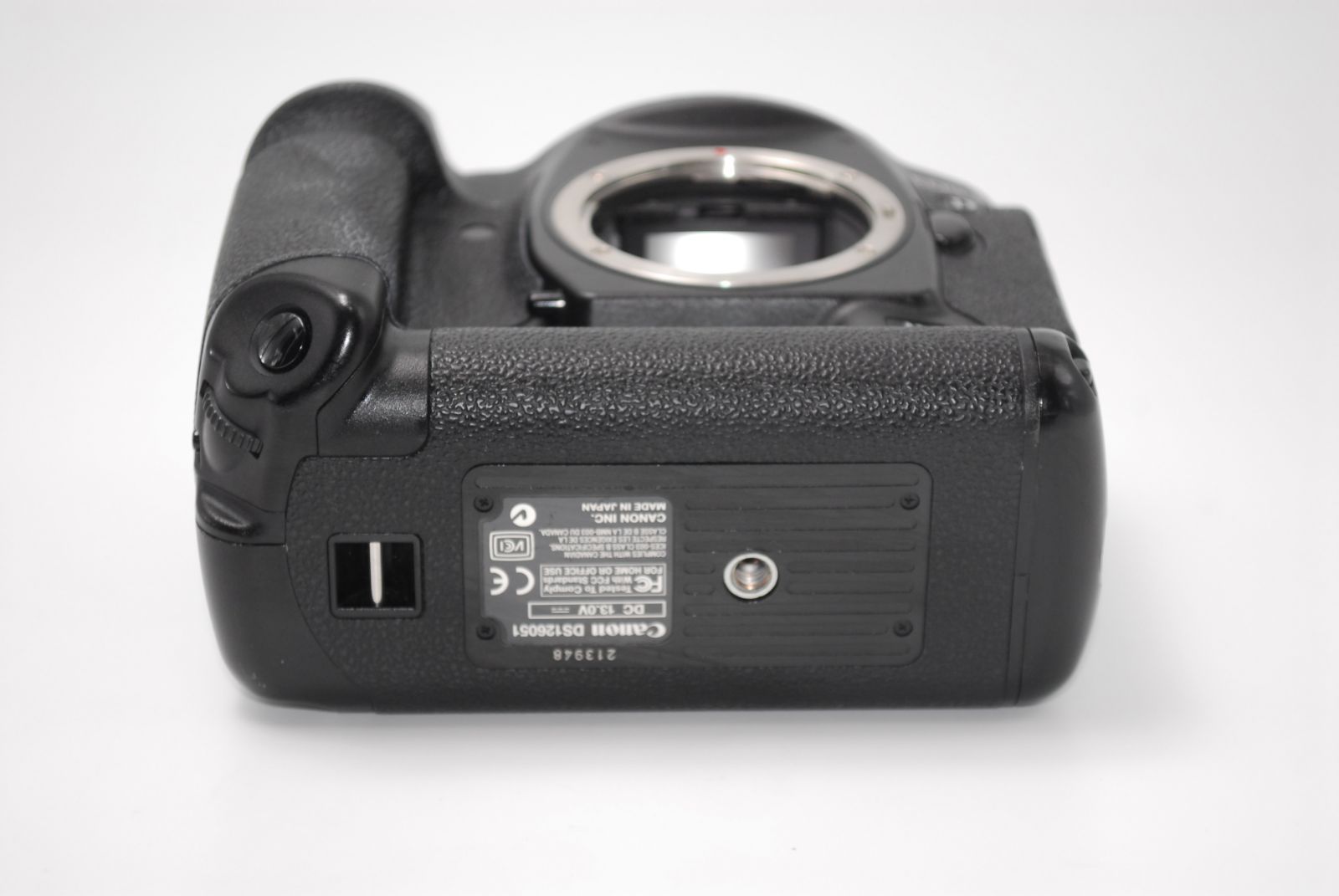 激安な 101024☆極上品☆Canon EOS-1D Mark II ボディ単体 28925円