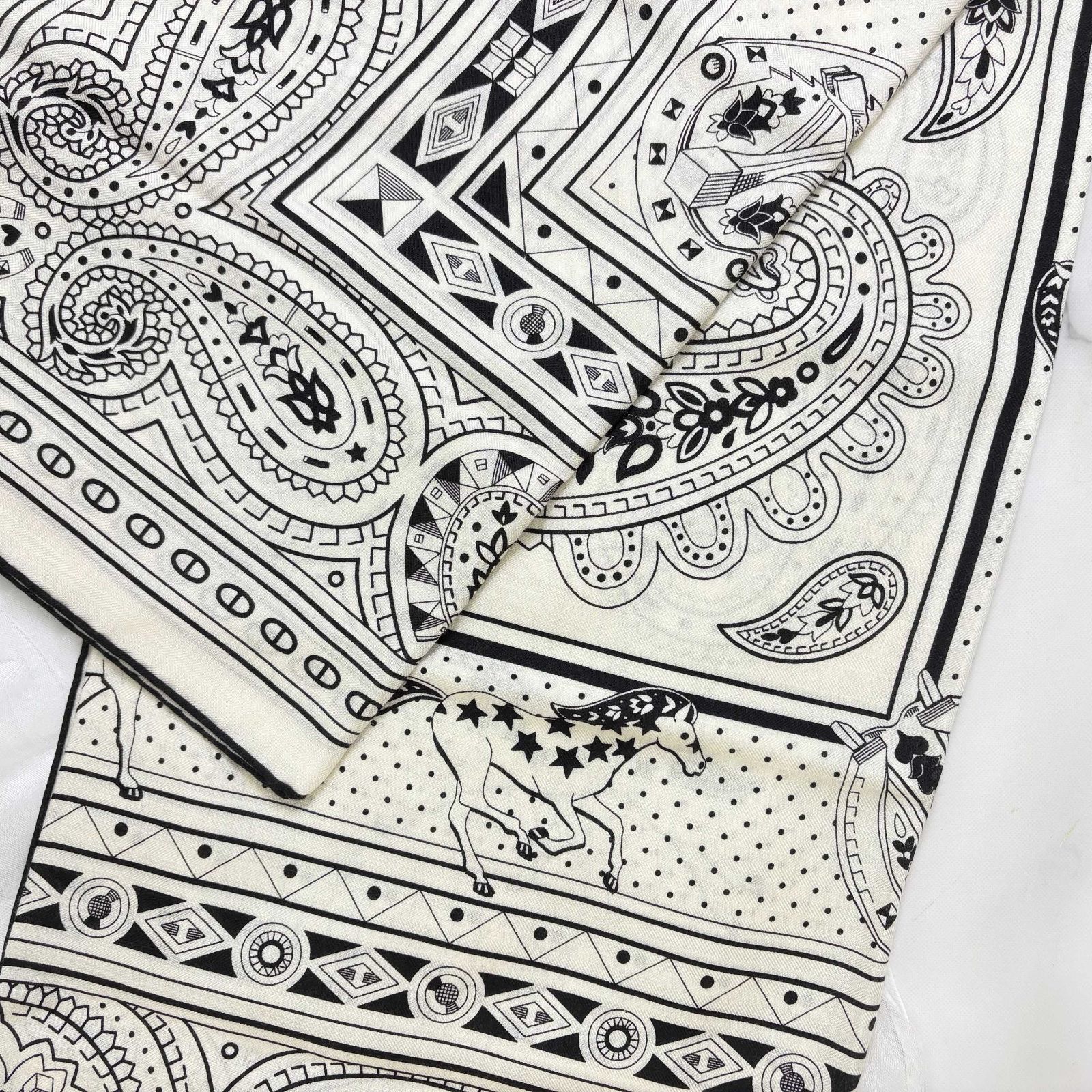 新品未使用 】エルメス カレジェアン 140 《 シュヴァル ドゥ クール