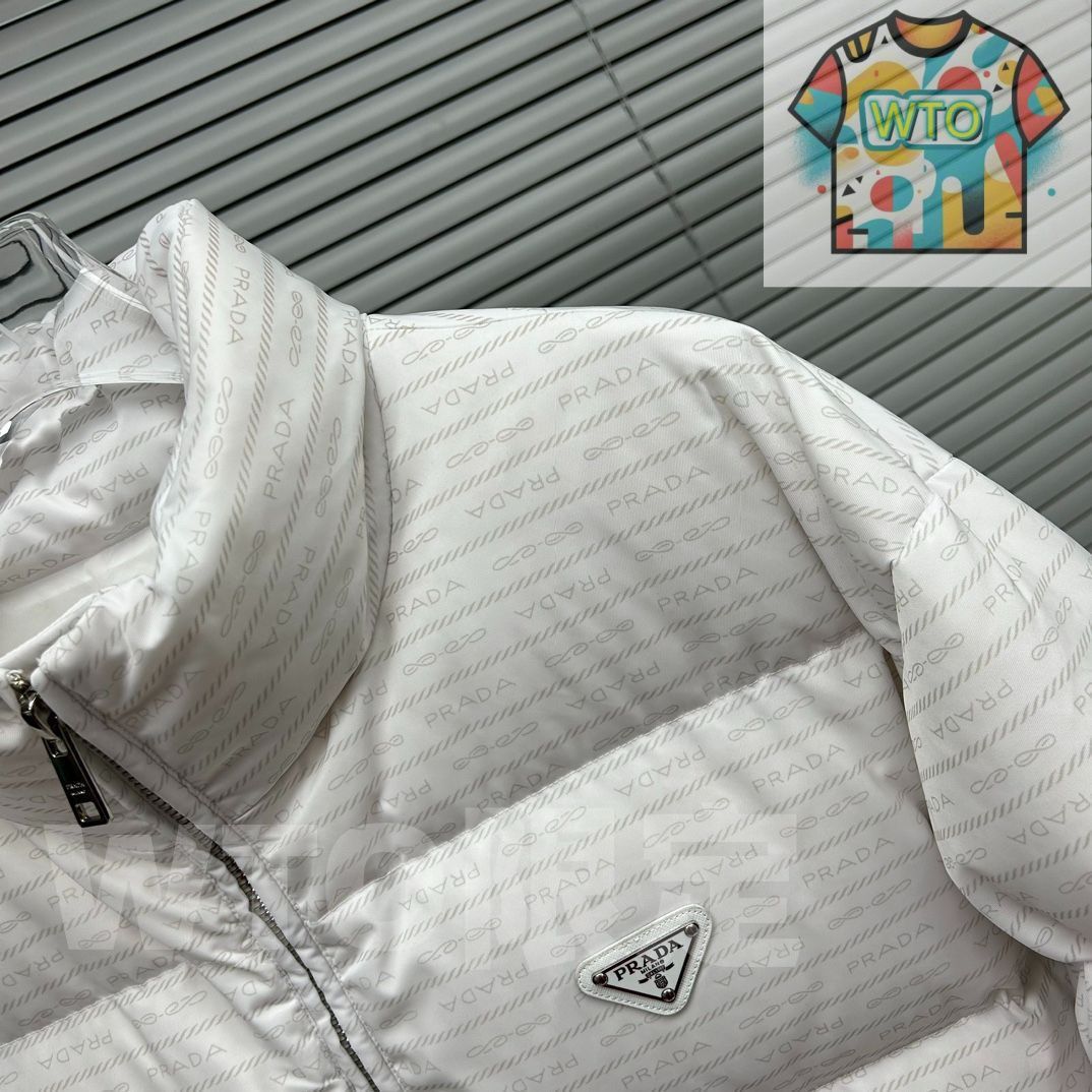 PRADA ホワイト ダウンジャケット 36 プラダ Re Nylon リ ナイロン 20AW ナイロン ダウンジャケット