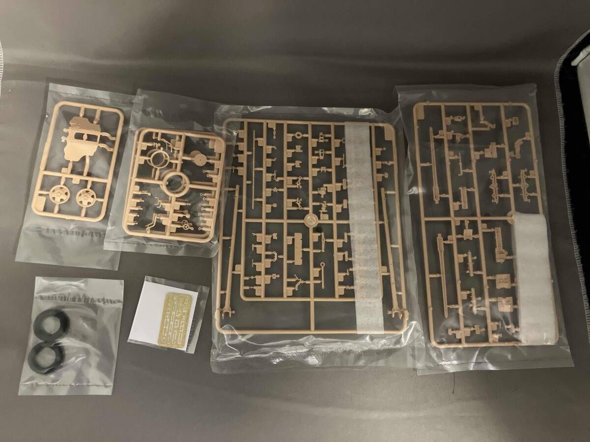 未使用 プラモデル トランペッタｰ 1/35 中国軍 56式 85mmカノン