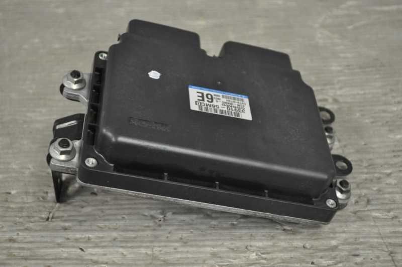 コンピューター ECU