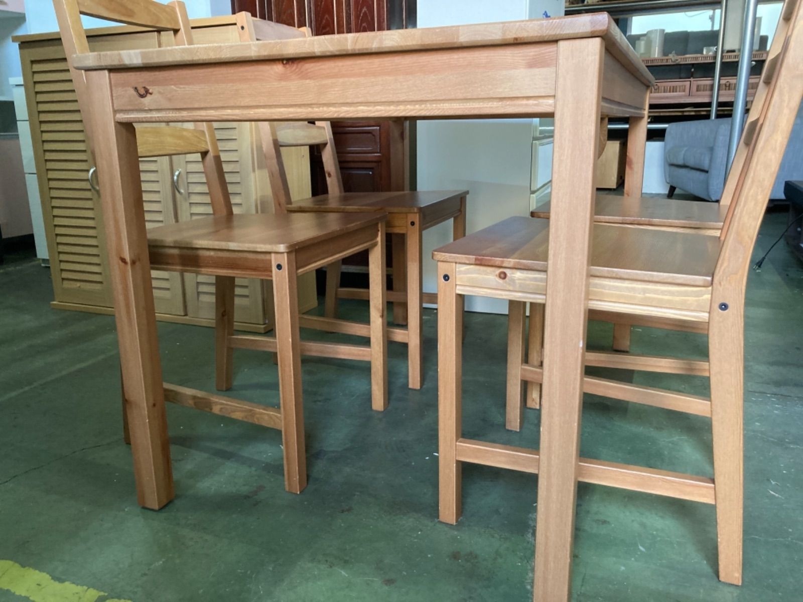 ○ IKEA、ヨックモック、ダイニングテーブルセット、JOKKMOKK、送料