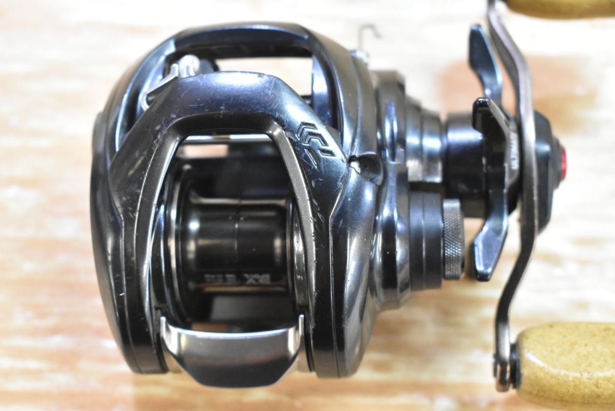 黒色) ダイワ Daiwa タトゥーラ TATULA 300 400 ベイトリール ドラグ