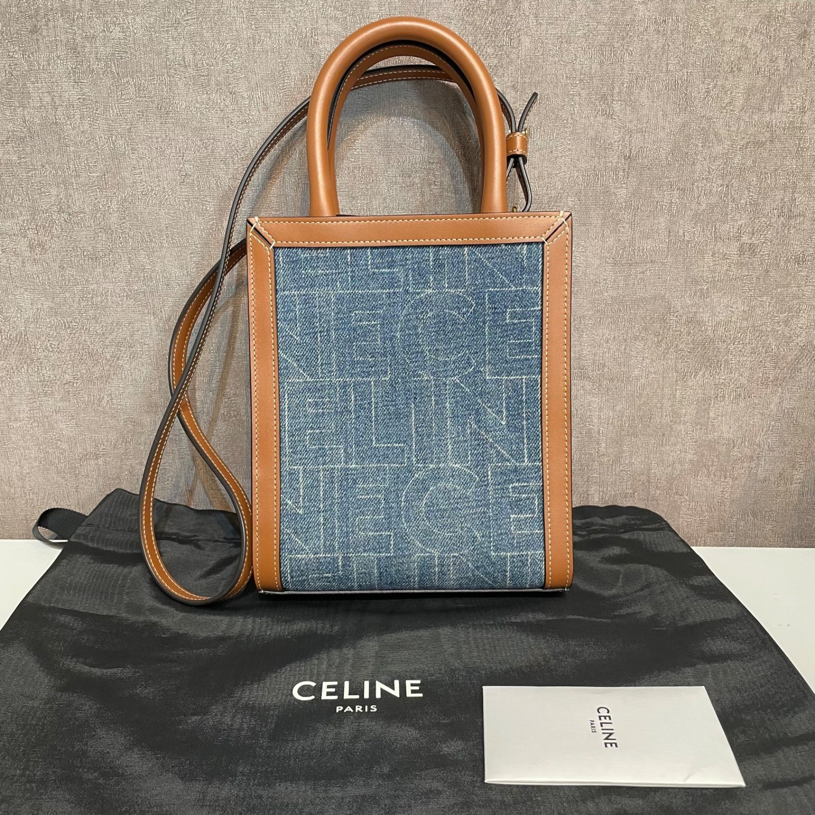 CELINE ラージカバ / CELINE入りデニム 新作 関税込 ラージカバ / CELINE入りデニム - ダークユニオンウォッシュ
