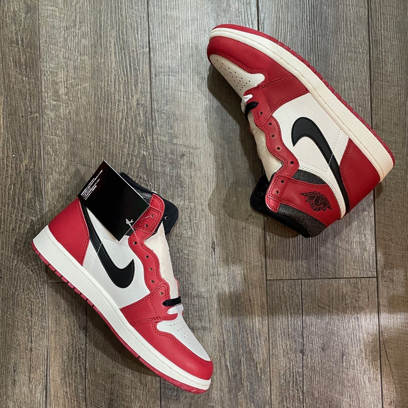 新品 国内正規 NIKE AIR JORDAN 1 RETRO HIGH OG CHICAGO LOST & FOUND ナイキ エアジョーダン 1  ハイ シカゴ ロストファウンド スニーカー DZ5485-612 27cm 64087A - メルカリ