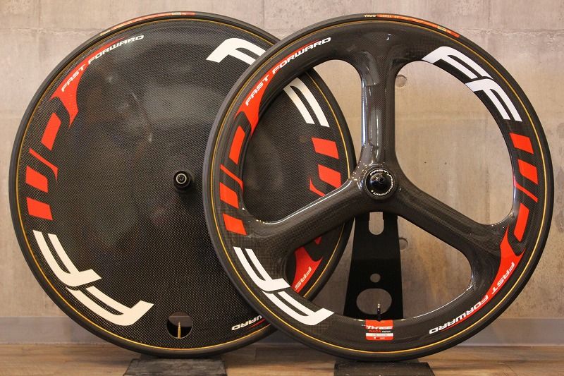 ファストフォワード FFWD THREE/DISC-T CARBON カーボン