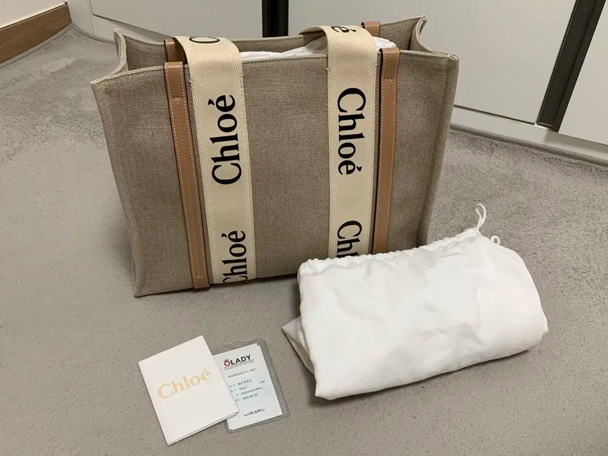 Chloe クロエ ウッディバッグ ミディアム トートバッグ
