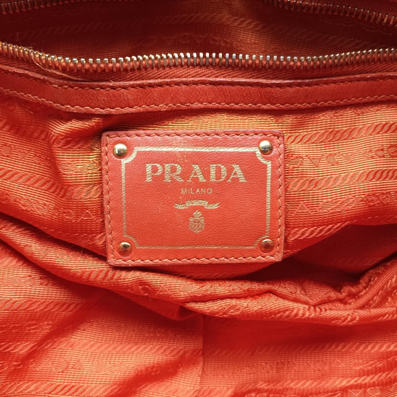 プラダPradaギャザー オレンジ