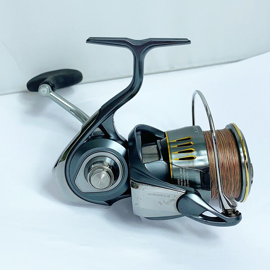 DAIWA ダイワ エアリティ LT4000-XH スピニングリール キズあり