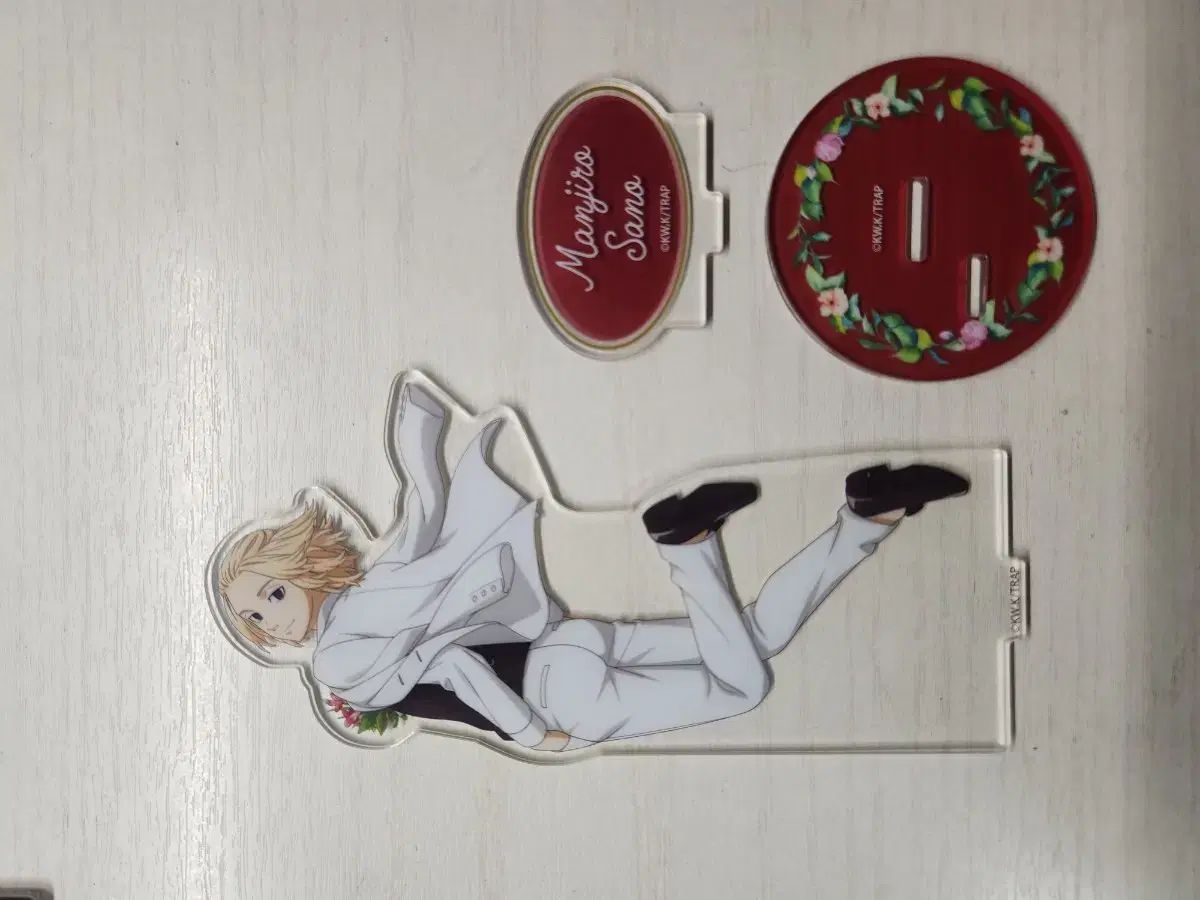 8点 東京リベンジャーズ 東リべ 佐野万次郎 マイキー タキシード