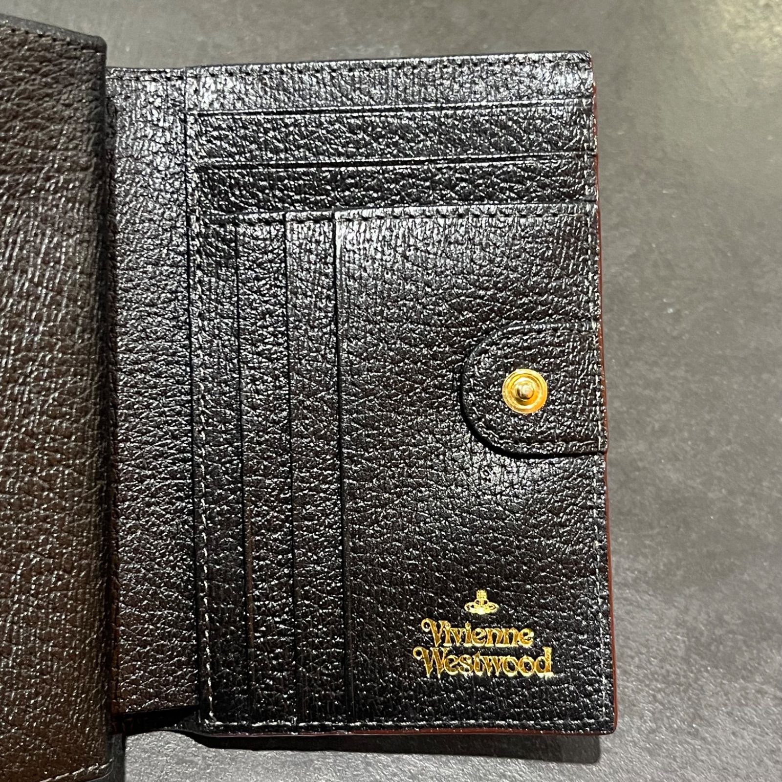 ヴィヴィアンウエストウッド　三つ折り財布　財布　折り財布　レザー　オーブ Vivienne Westwood 三つ折りウォレット 財布 オーブ