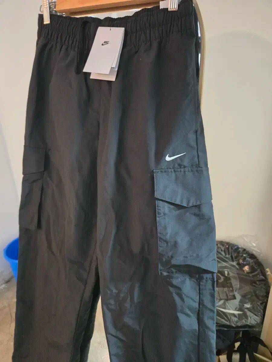 NIKE ナイキ レディース カーゴ ワイド パンツ M サイズ