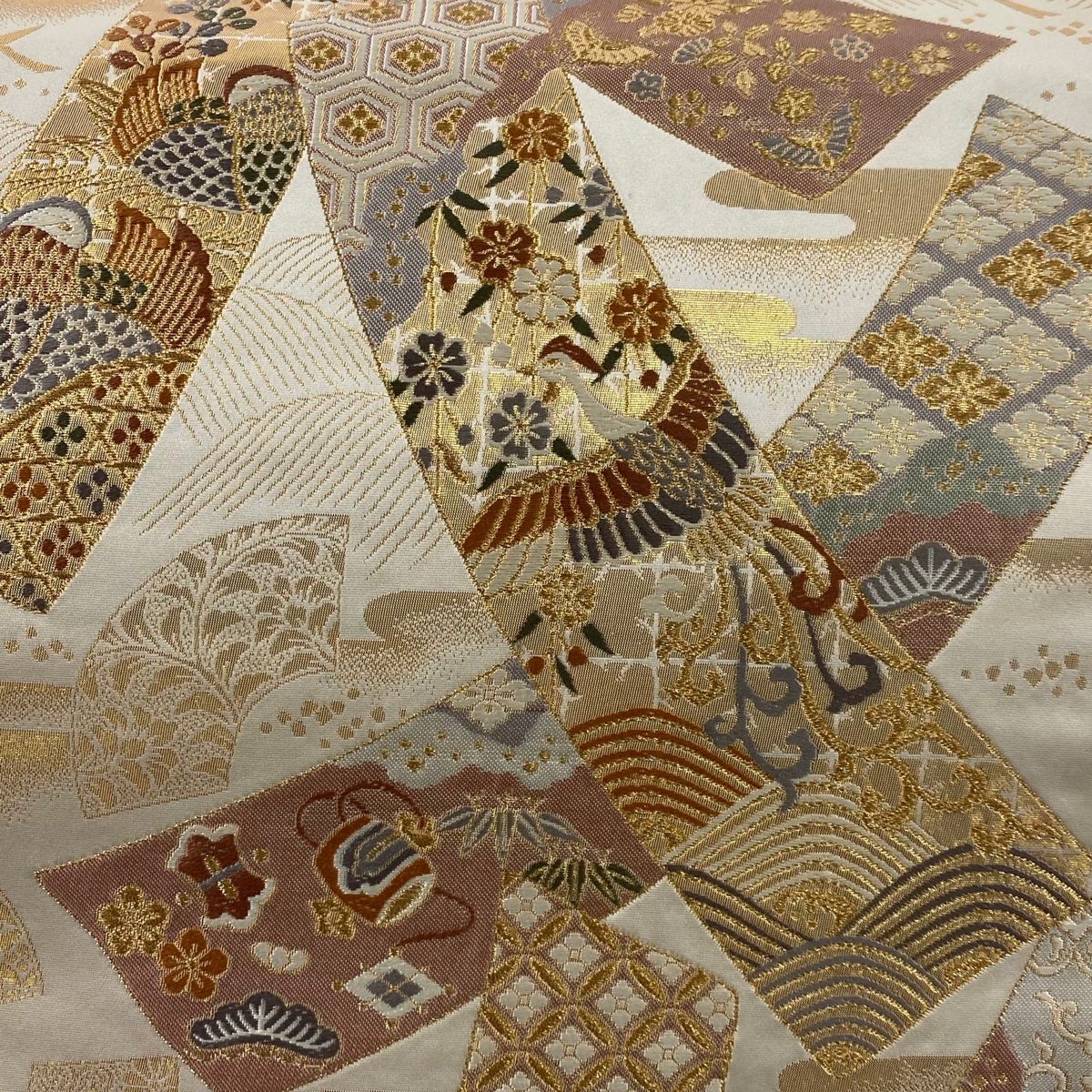 正絹 袋帯 ベージュ 金彩 御所車 花 鳥 刺繍 六通