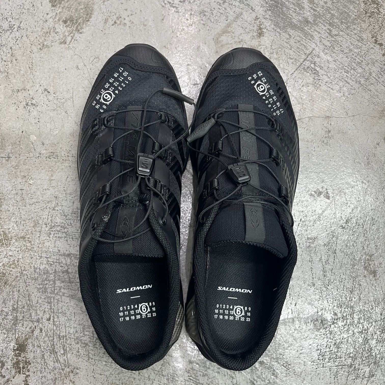 MM6 × SALOMON XT-4 MULE S59WS0222 コラボ サンダル スリッポン 