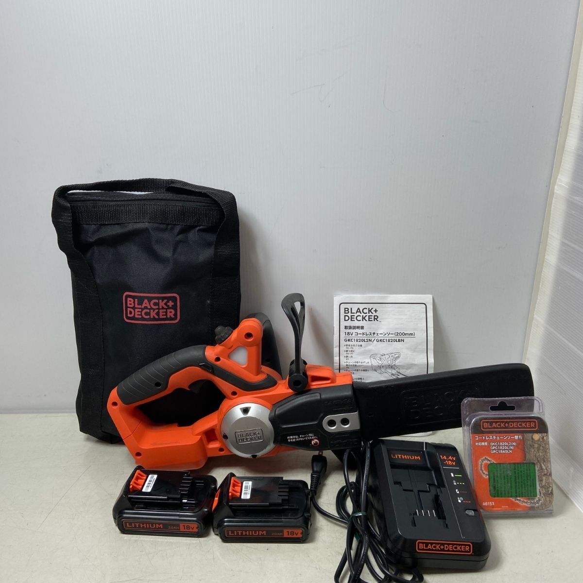 ΦΦBLACK DECKER ブラックアンドデッカー チェーンソー GKC1820L2N-JP オレンジ