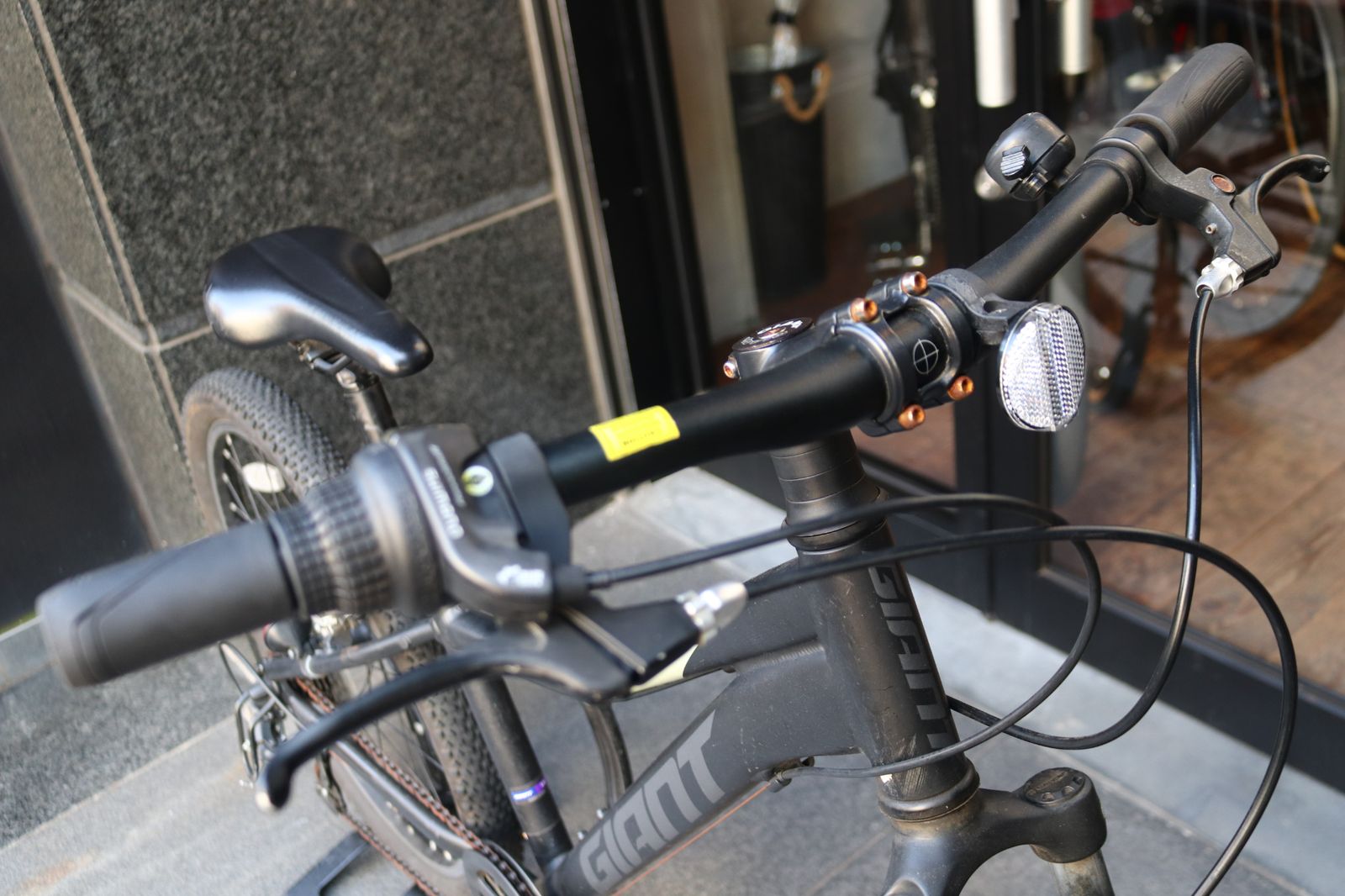 24インチ 東京南麻布店