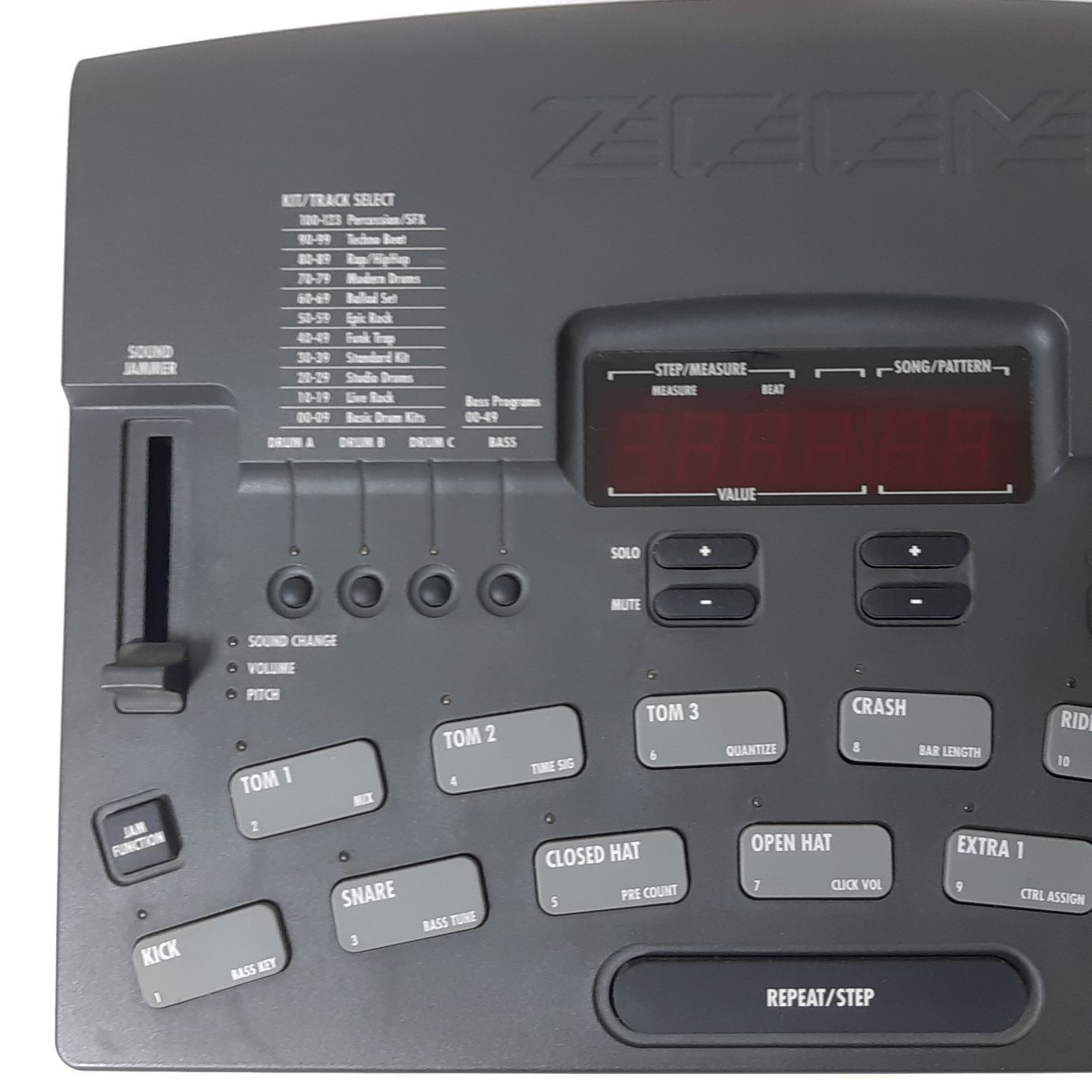 クリアランス セール Zoom RhythmTrak 234 リズムマシン | iuggu.ru