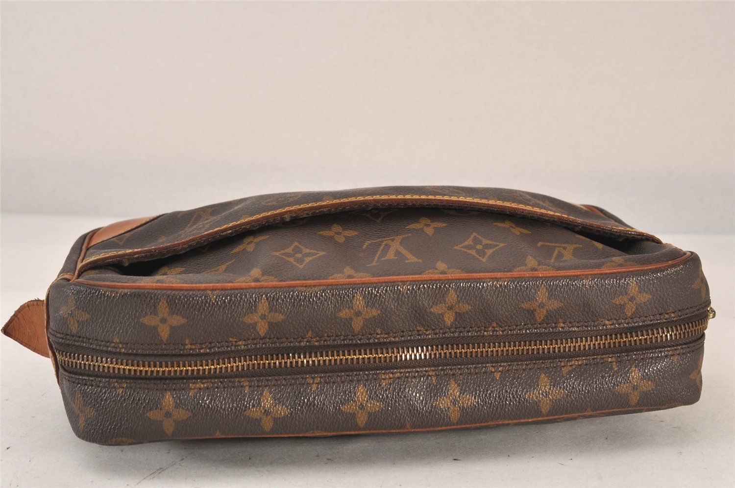 LOUIS VUITTON ルイヴィトン モノグラム コンピエーニュ 28 クラッチ