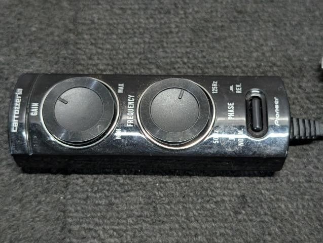 パワード サブウーファー