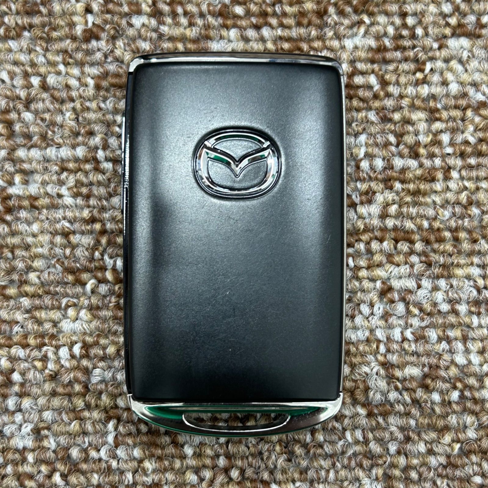 ☆未使用保/送料無料/マツダ/2ボタン/007-AH0042/SKE13D-03/MAZDA3/CX-30/