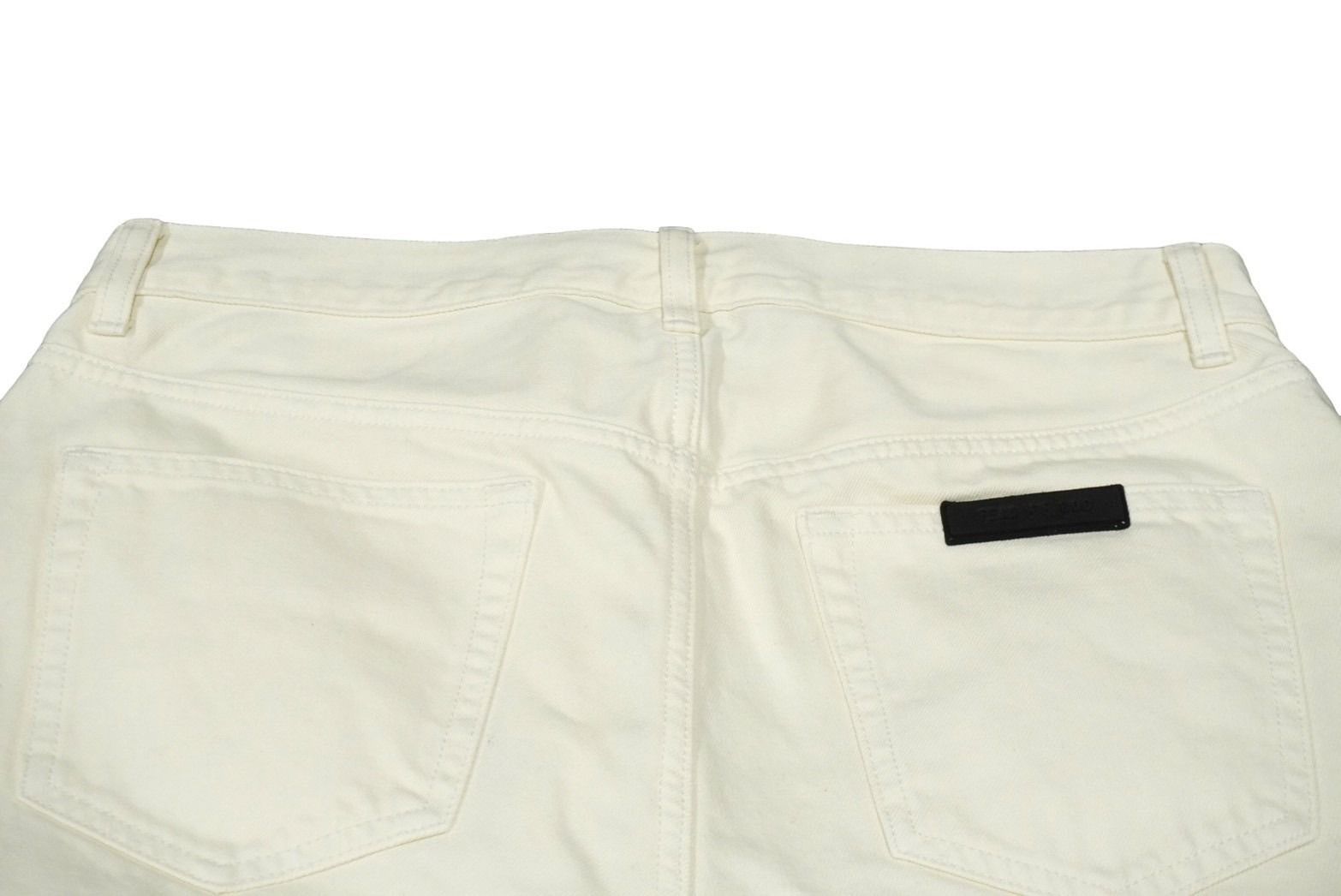 ESSENTIALS エッセンシャルズ 5ポケットジーンズ FEAR OF GOD  