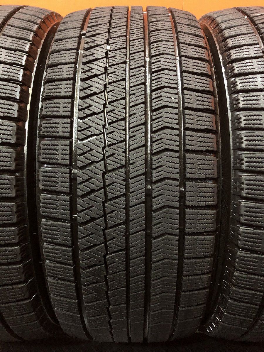 ブリザックVRX3 イボ付 クラウン、カムリ等