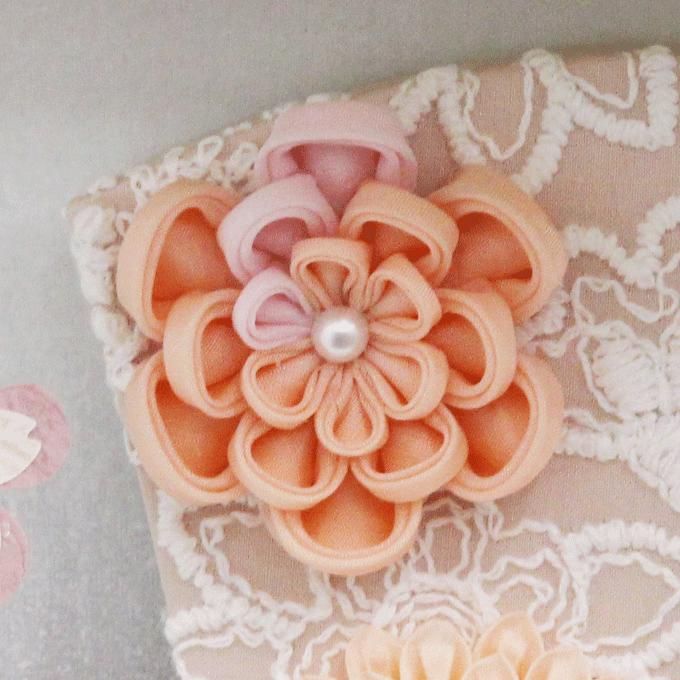 凛 オフホワイトアクリルケース飾り