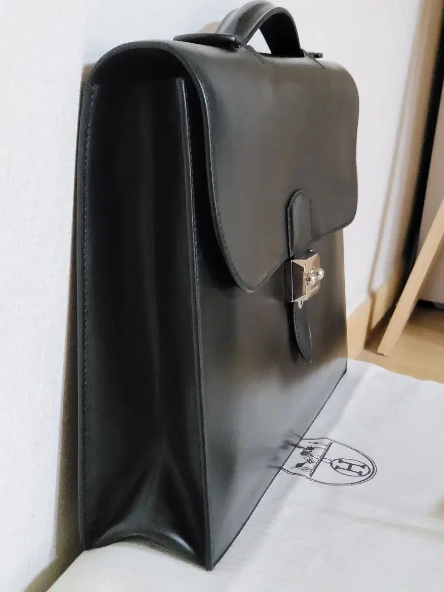 Burberry バーバリー ビジネスバッグ ブリーフケース サフィアーノ