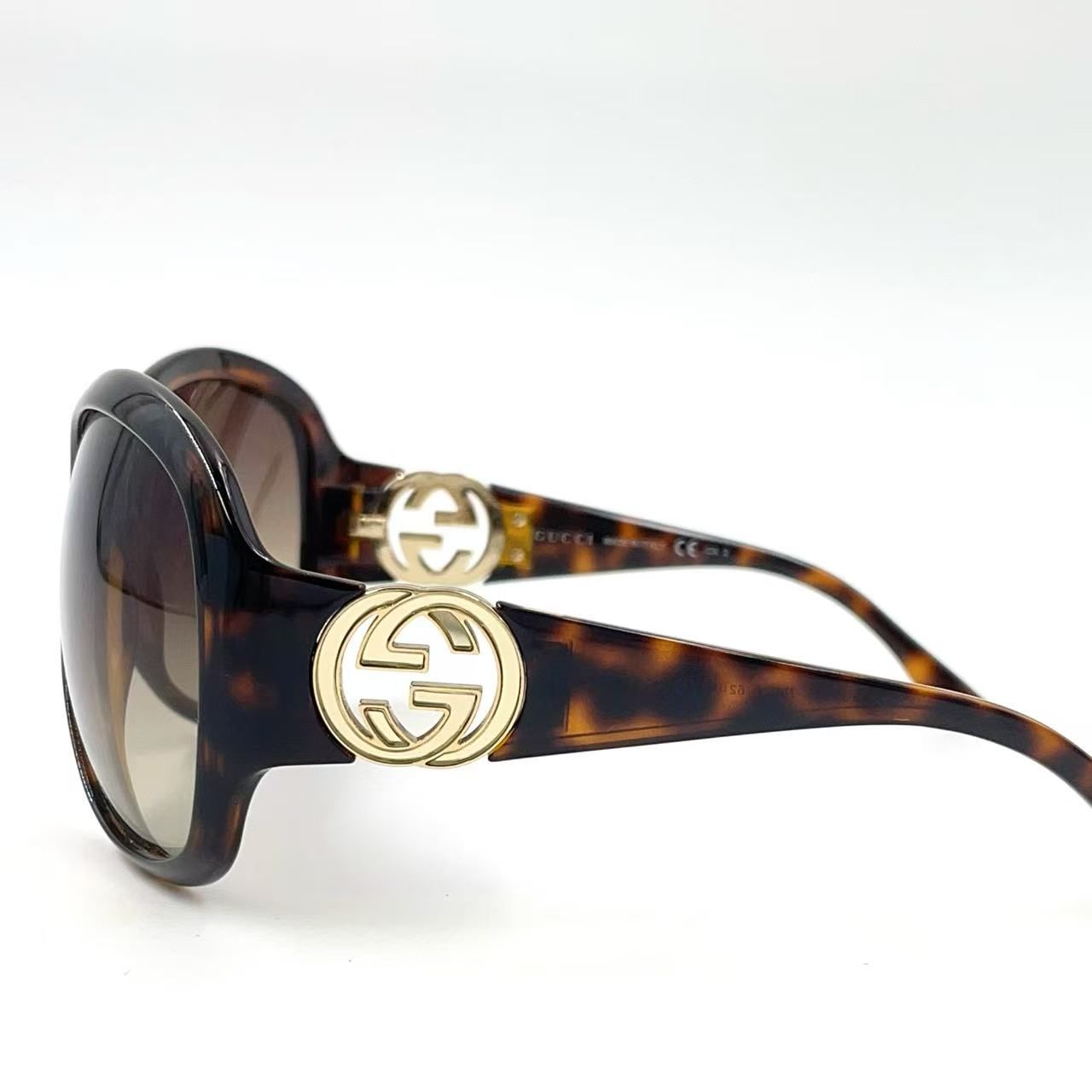 人気♡GUCCI サングラス　インターロッキング 　カラーレンズ　ラメブラウン 人気GUCCI サングラス インターロッキング ブラウン カラー