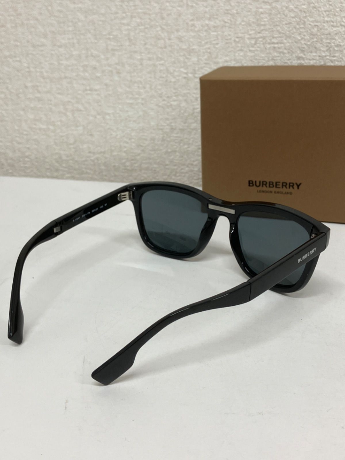 美品】BURBERRY サングラス 0BE4341 - メルカリ