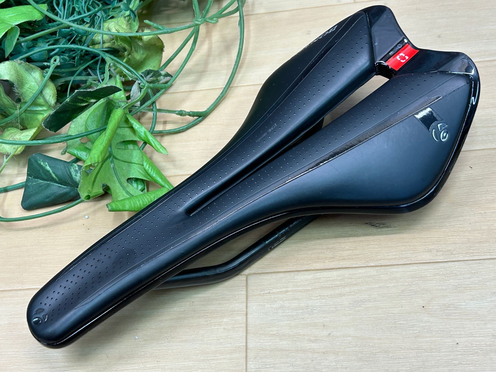 BONTRAGER Paradigm XXX カーボンサドル138㎜ Bontreger ボントレガー