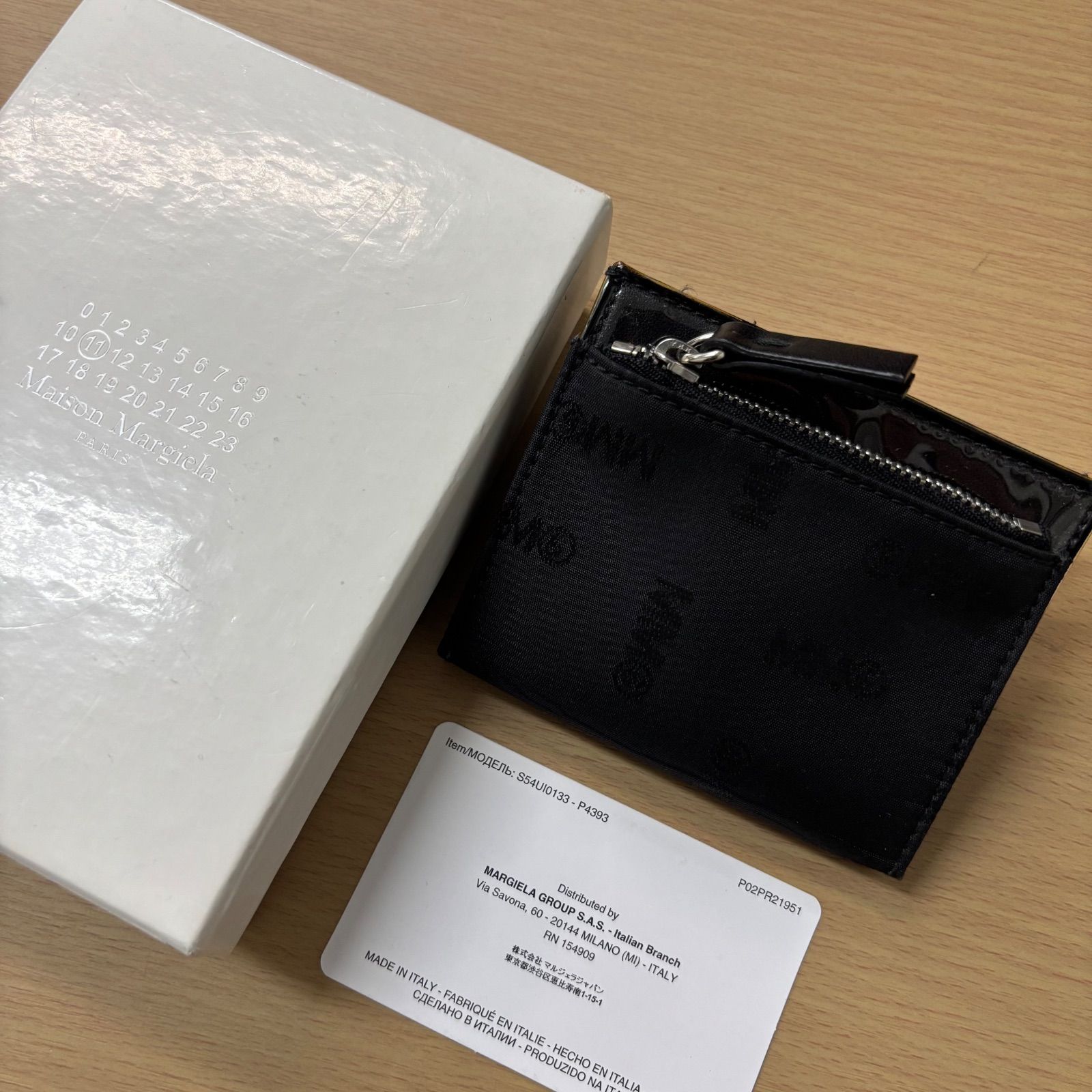 mm6 ブラック 二つ折り財布 Maison Margiela 並行輸入 エムエムシックス 2つ折り財布 MM6