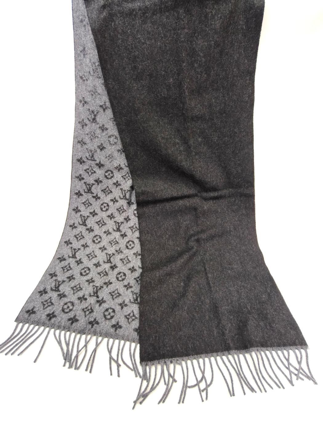 BURBERRY バーバリーカシミヤ100%マフラー中古mマ-338 BURBERRY バーバリー カシミヤ カシミア100％ ロゴ刺繍 フリンジ