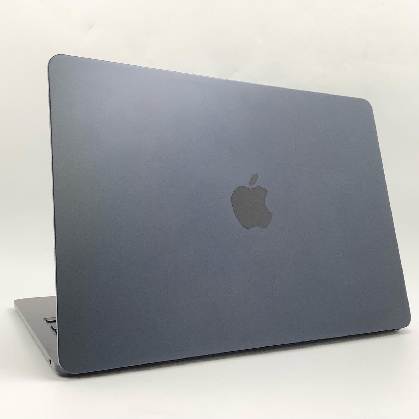 MacBook Air 2022 M2 元箱付属品完備 8GB/256GB MacBook Air (2022) 13-inch - Apple M2 8-core and 8-core GPU