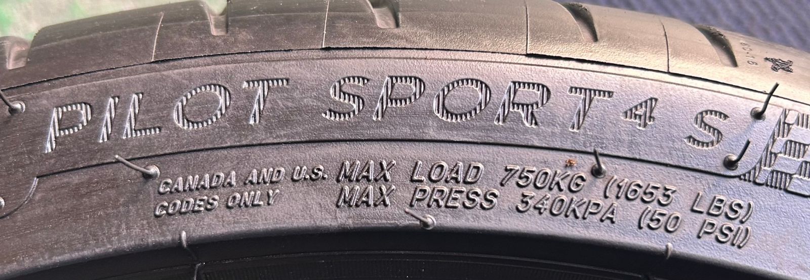 【現品限り一斉値下げ！】 製造 溝8.5分山 MICHELIN PILOT SPORT 4ｓ 1本 285 30R19 ASP3316