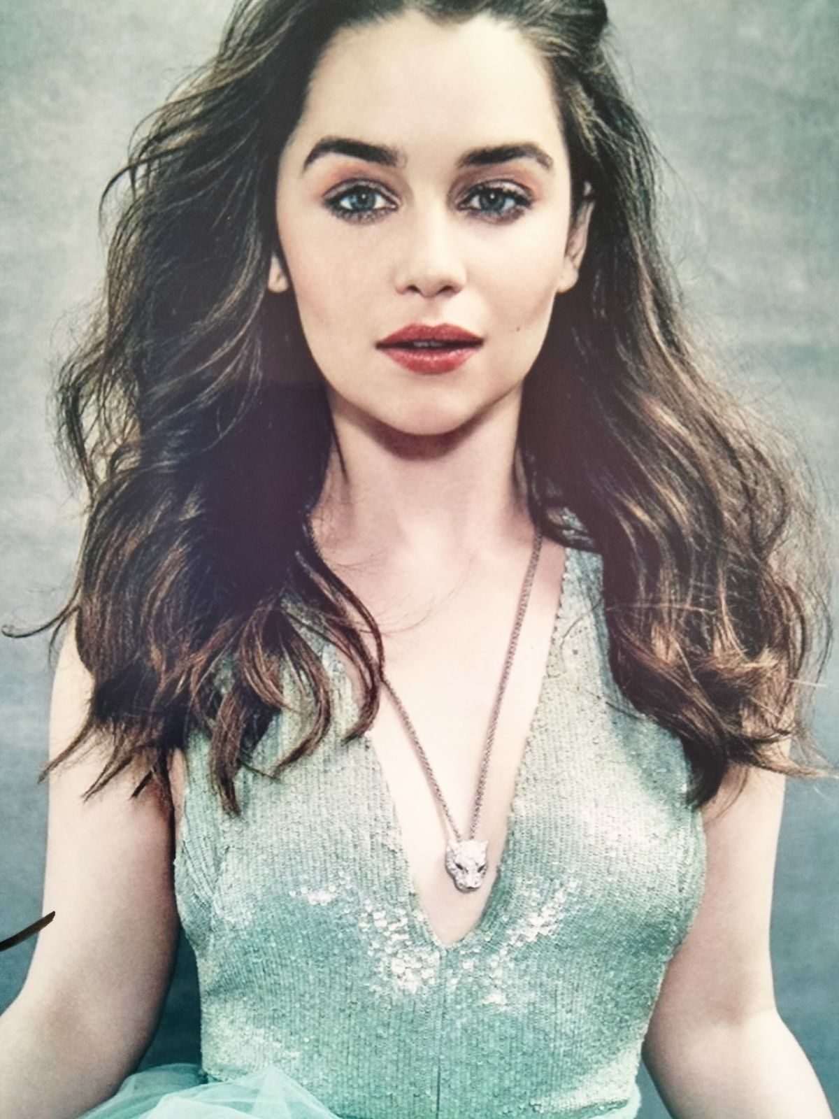 エミリア・クラーク直筆サイン入り超大型写真 …ゲーム・オブ・スローンズ…Emilia Clarke…