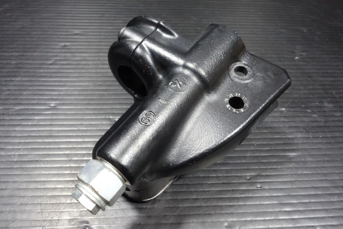 フロントブレーキ マスターシリンダー