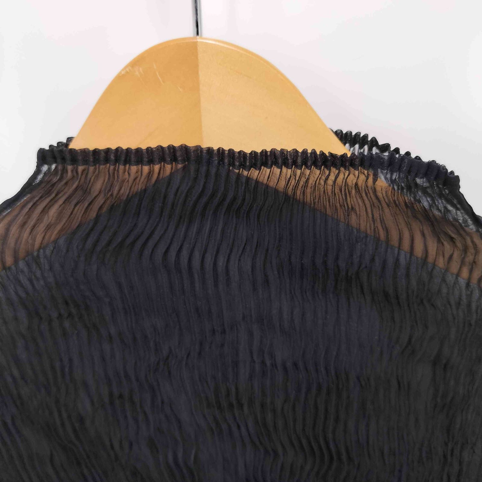 イッセイミヤケ ISSEY MIYAKE 19SS ボトルネック プリーツ S/S